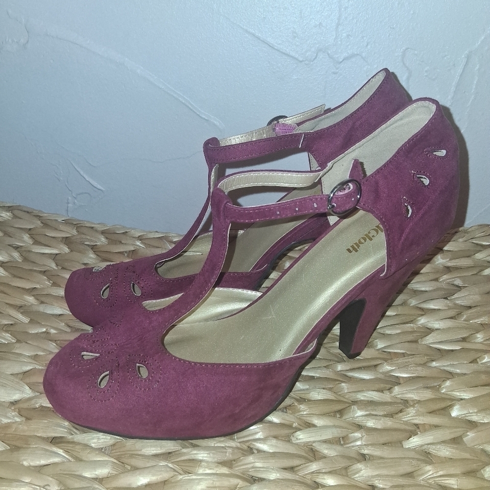 Modcloth Plum Suede T-Strap Heels - Picture 4 of 6